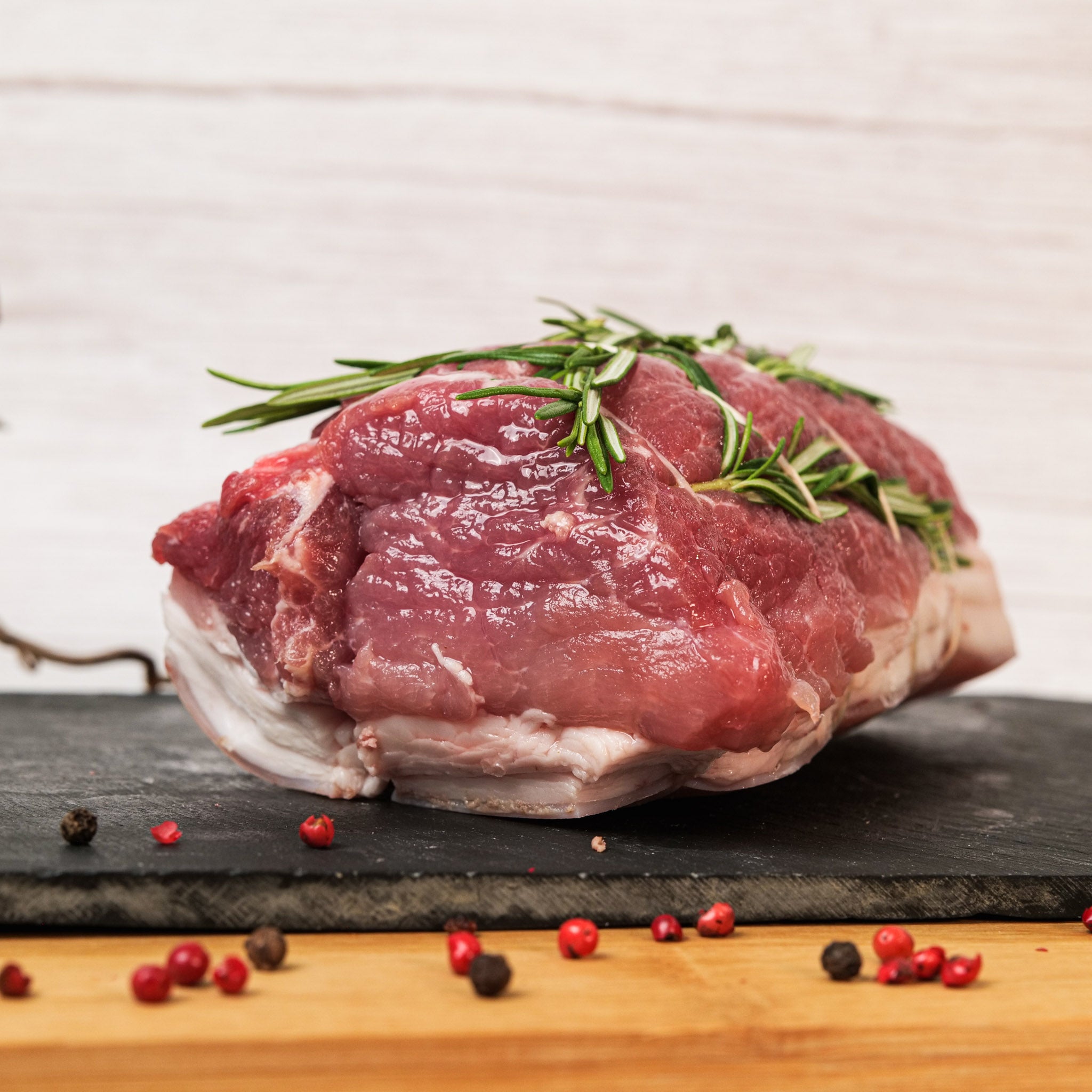 Arrosto Di Prosciutto di Maiale con Cotenna