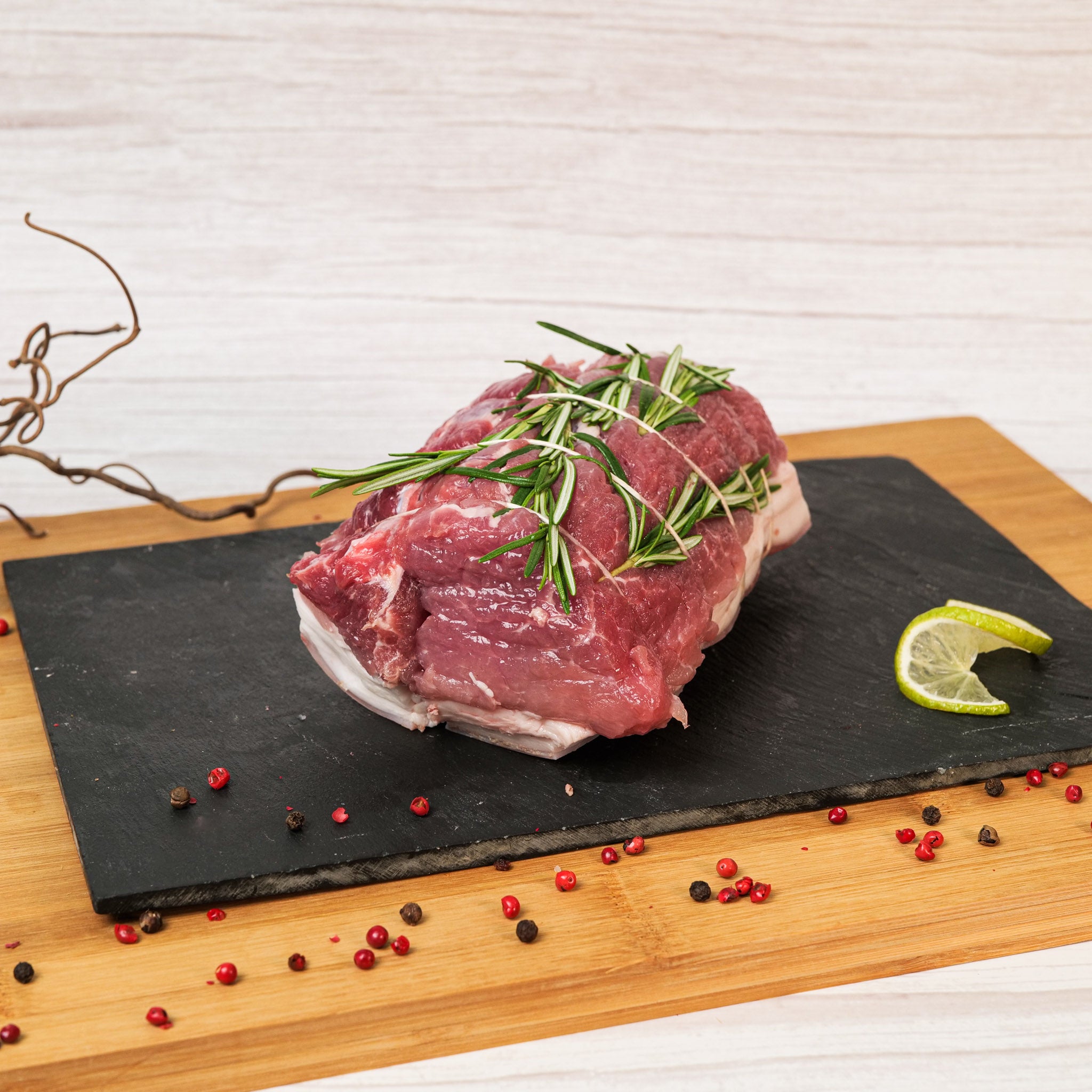 Arrosto Di Prosciutto di Maiale con Cotenna