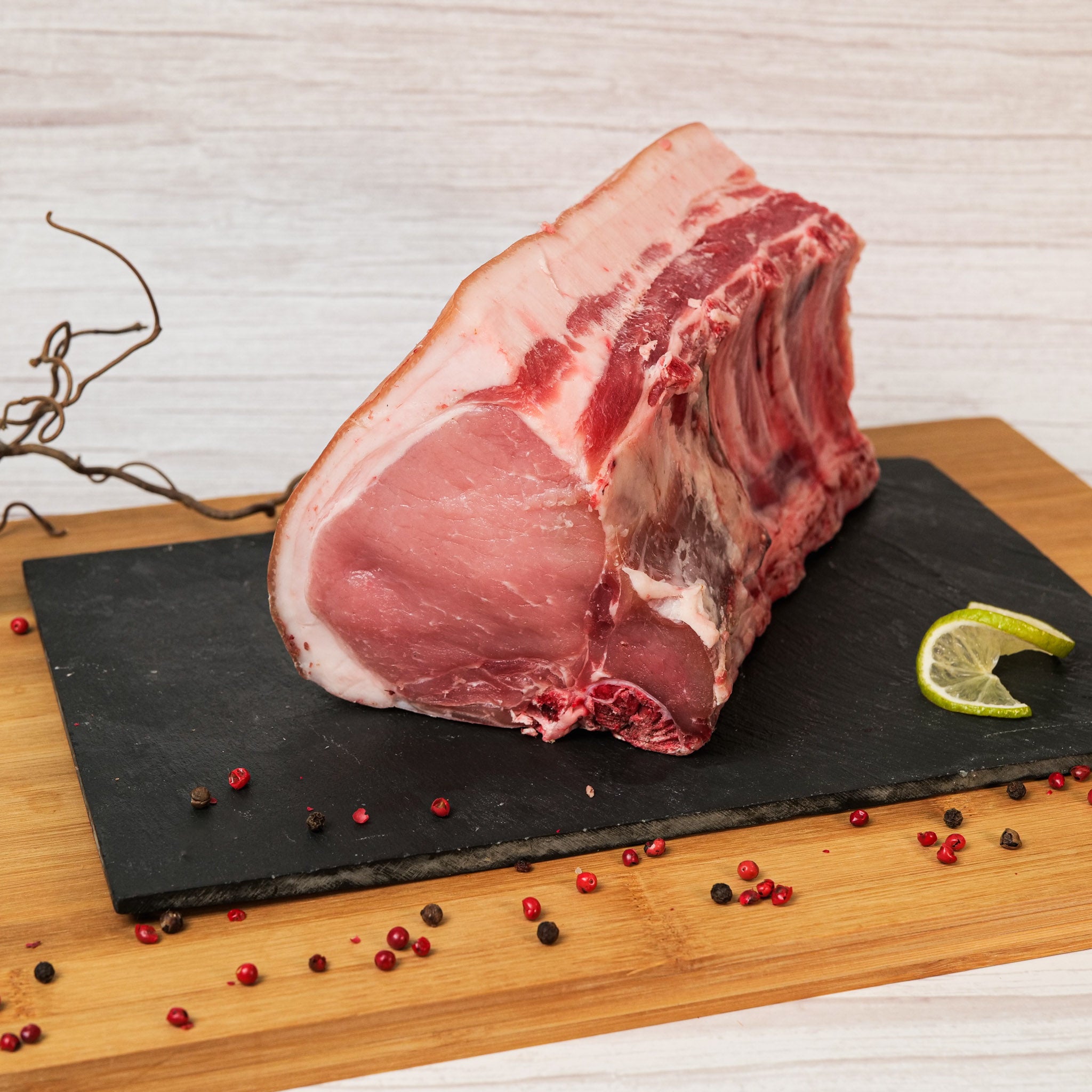 Bistecche o Costata di Suino con Cotenna