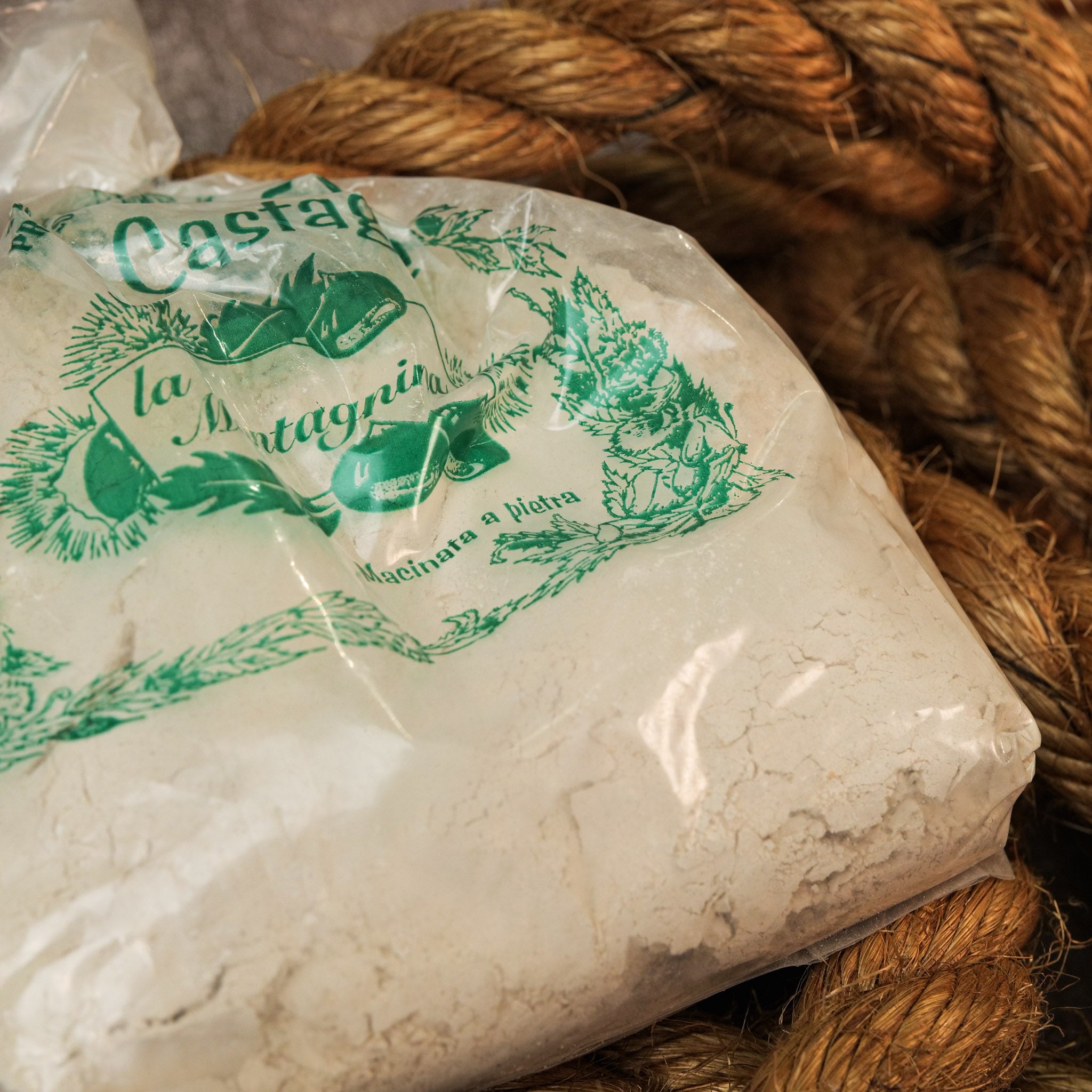 Farina di Castagne Macinata a Pietra