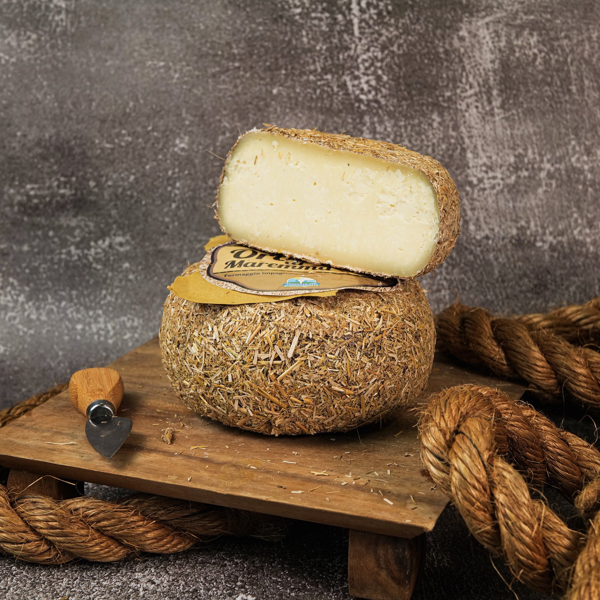 Pecorino Impagliato “Oro di Maremma”