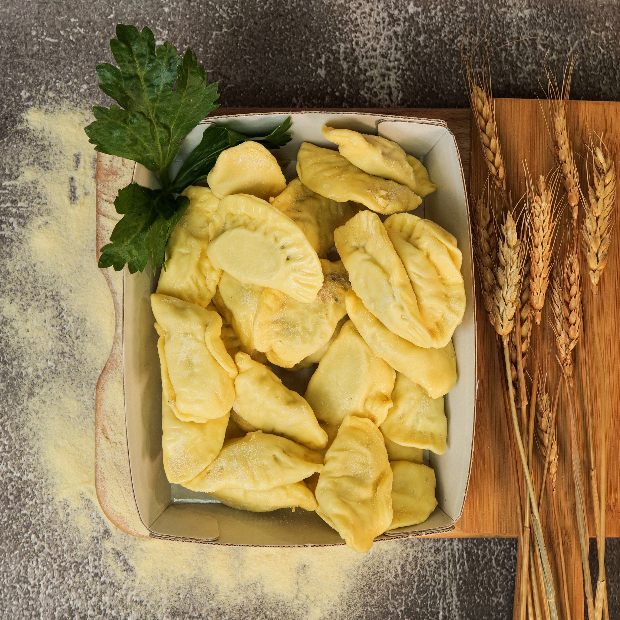 Tortelli di Pasta Fresca ripieni di Carne di Suino